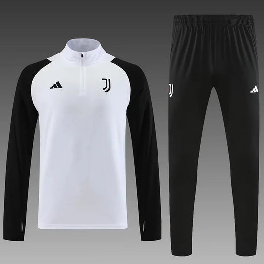 Juventus Sweatshirt Kit 2023/24