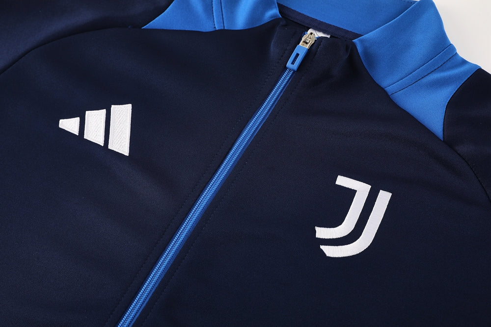 2024/25 Juventus Training Kit