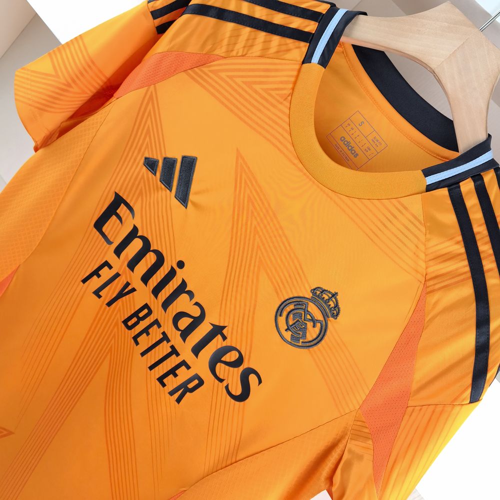 Réal Madrid 2024/25 Away Jersey